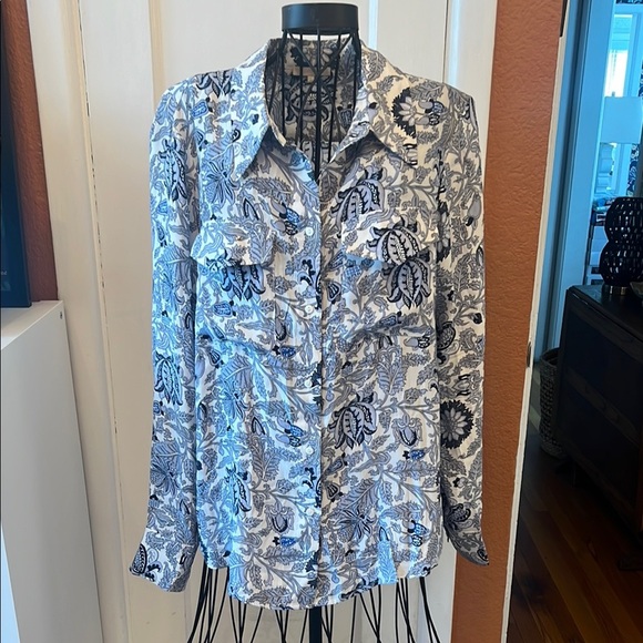 gold hawk Tops - Gold Hawk PAISLEY Button Blouse-Size L